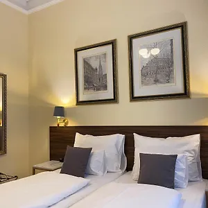 4* מלון Stephansplatz I Self Check In